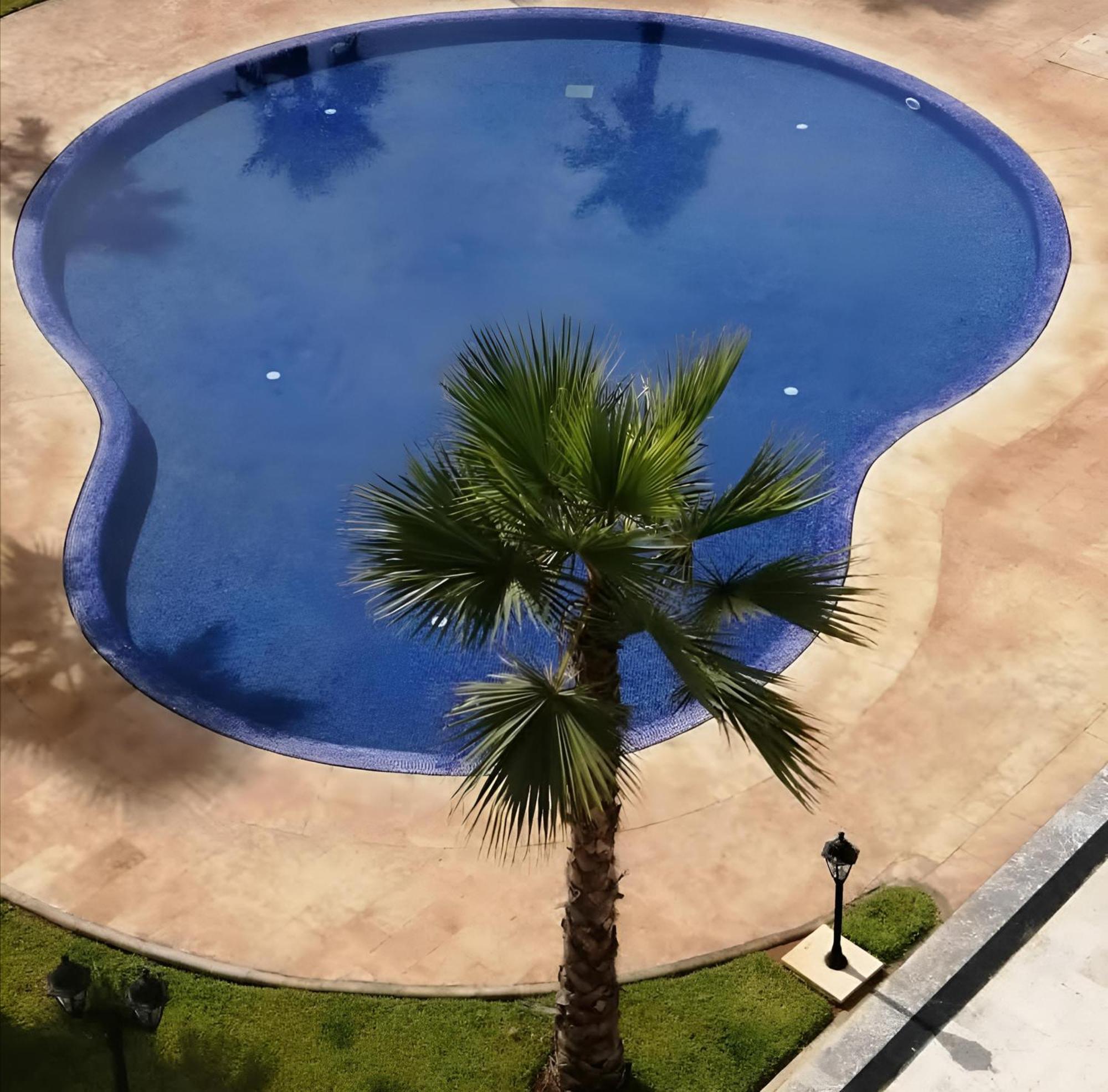 Costa Beach Lux Family Apartment With Pools Бузника Екстериор снимка